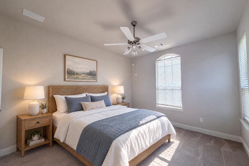 Photo 16 of 46 of 1208 Redbud St, Howe, TX