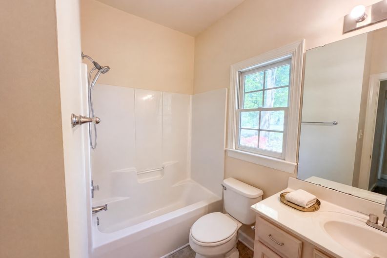 Photo 13 of 16 of 6128 Remington Lake Dr, Raleigh, NC