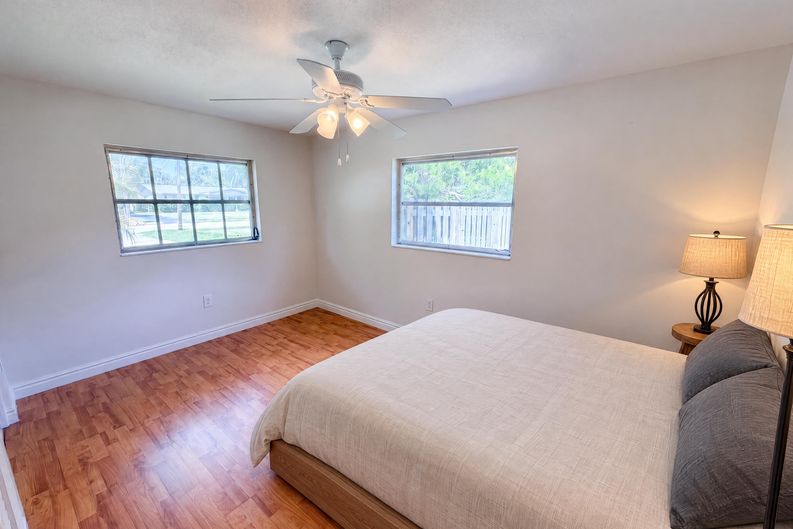 Photo 16 of 30 of 2617 S Fairway Dr, Melbourne, FL