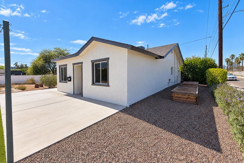 Photo 25 of 29 of 1131 E Virginia Ave, Phoenix, AZ