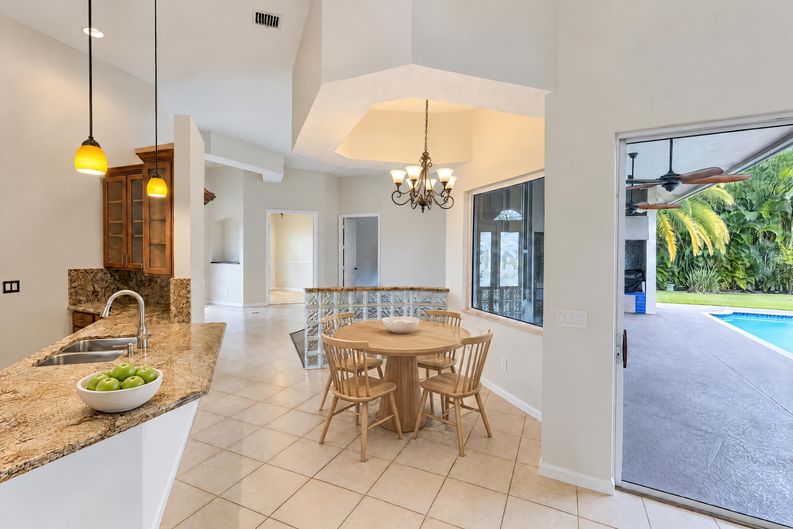 Photo 7 of 37 of 12795 79th Ct N, West Palm Beach, FL