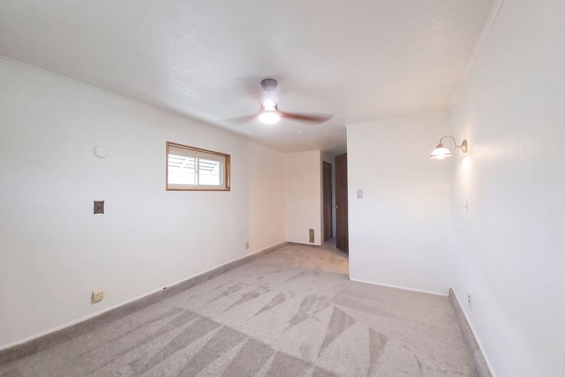 Photo 4 of 18 of 9222 Aztec Rd NE, Albuquerque, NM
