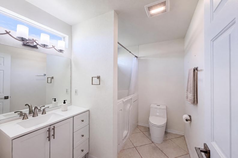 Photo 17 of 25 of 14280 SE 85th Ave, Summerfield, FL