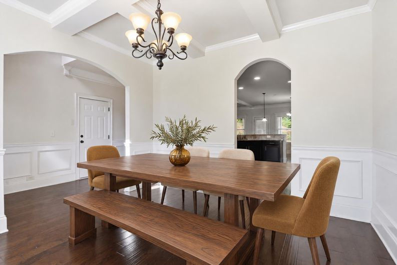 Photo 11 of 44 of 157 Ashbury Cir, Dallas, GA