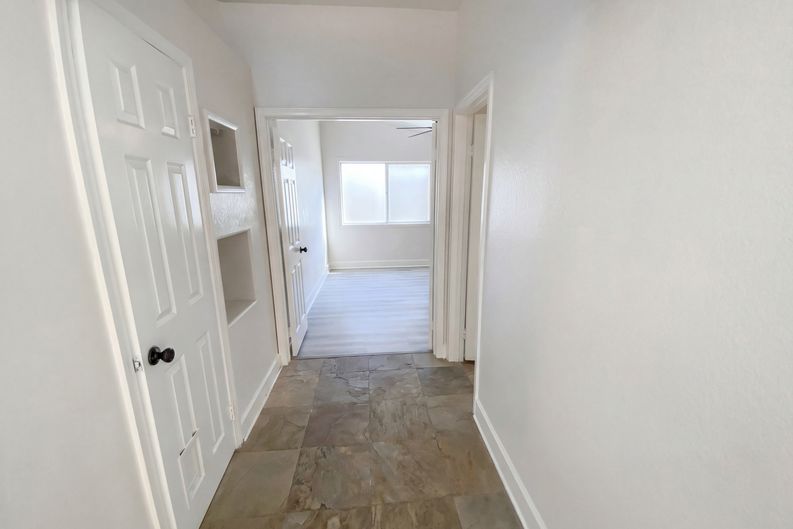 Photo 14 of 26 of 3303 Deaver Dr, Corona, CA
