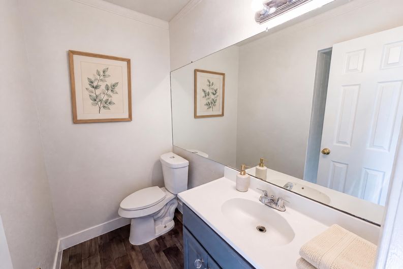 Photo 21 of 23 of 8540 Foxwood Ln, Dallas, TX