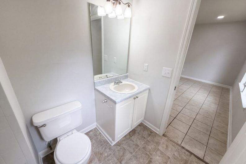Photo 33 of 50 of 305 Pebble Creek Ct, West Columbia, SC