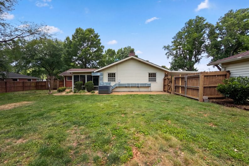 Photo 16 of 17 of 1119 Walton Dr, Murfreesboro, TN