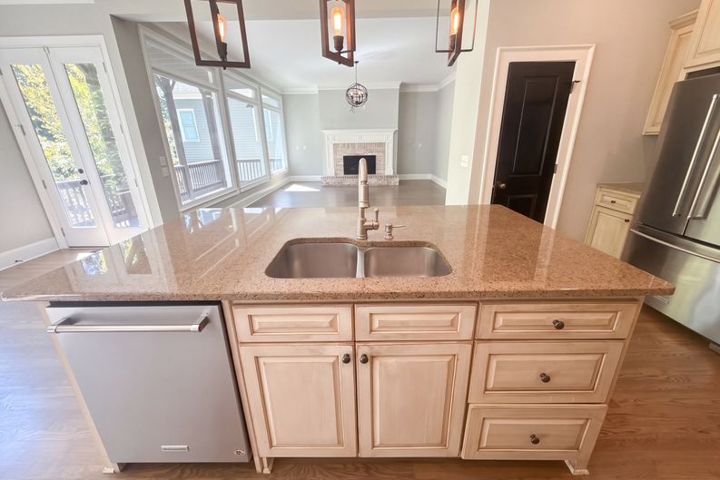 Photo 5 of 23 of 1119 Ridenour Ct NW, Kennesaw, GA