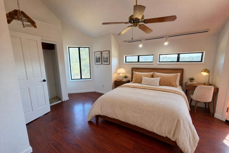 Photo 13 of 35 of 8384 Woodman Ln, Newcastle, CA
