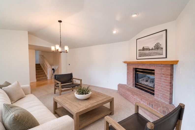 Photo 8 of 39 of 2924 Bow Line Pl, Longmont, CO