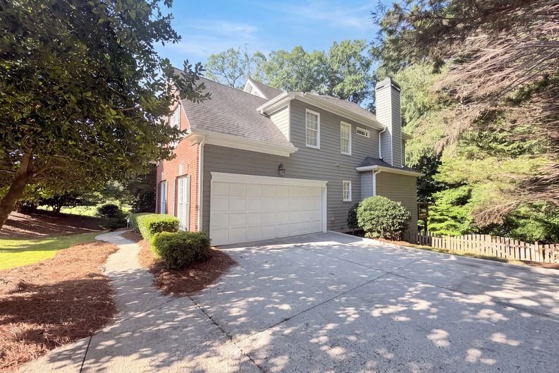 Photo 31 of 36 of 1872 Bakers Mill Rd, Dacula, GA