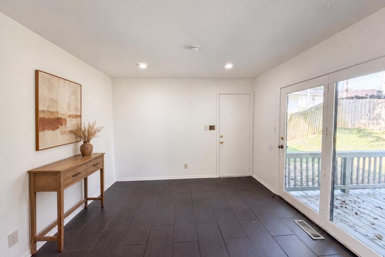 Photo 13 of 20 of 12904 E 54th St, Kansas City, MO