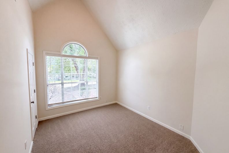Photo 13 of 49 of 3870 Cherry Ridge Walk, Suwanee, GA