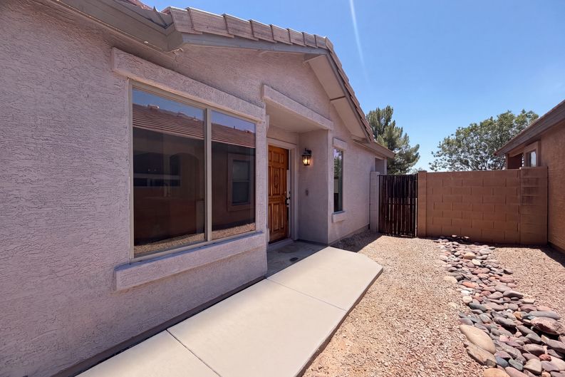 Photo 15 of 17 of 1321 W Matthews Dr, San Tan Valley, AZ