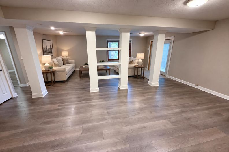 Photo 11 of 16 of 6710 Hopi Rd, Chanhassen, MN