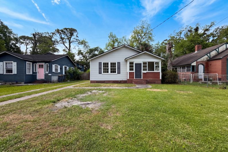 Photo 16 of 19 of 4034 Green St, Jacksonville, FL