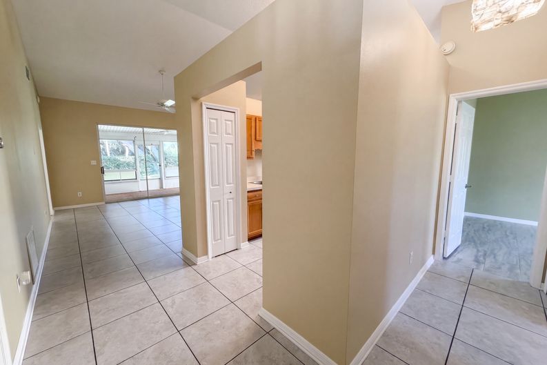 Photo 12 of 25 of 5414 Astor St, Leesburg, FL