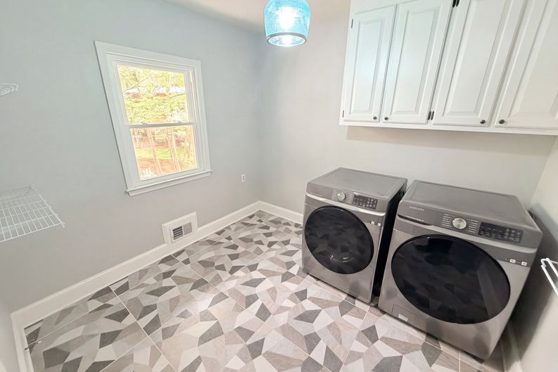 Photo 44 of 58 of 984 Forest Pond Ct, Marietta, GA