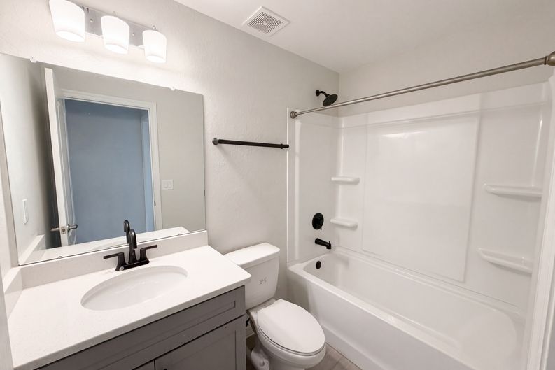 Photo 18 of 29 of 4510 Penkert Pl, Lakeland, FL