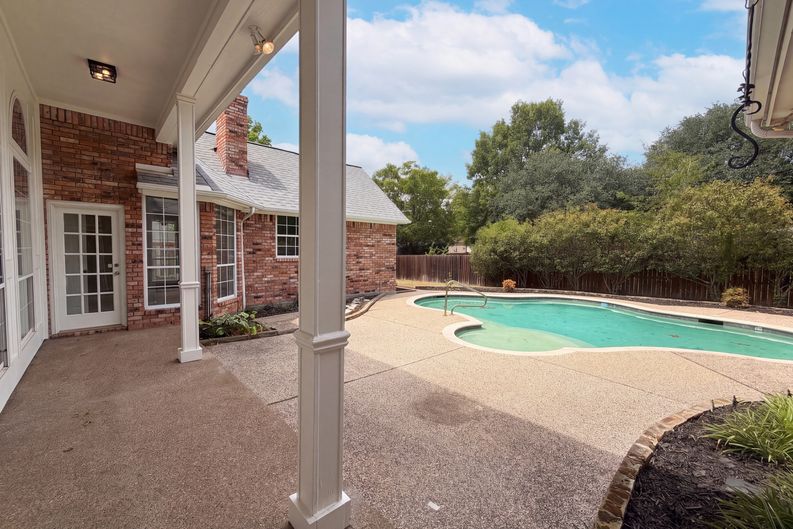 Photo 30 of 32 of 1609 Brentwood Trl, Keller, TX