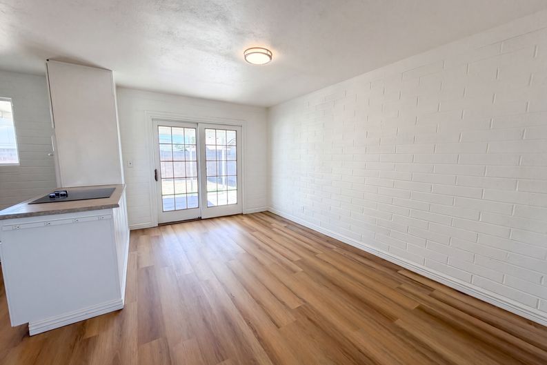 Photo 6 of 26 of 1457 W 7th Ave, Mesa, AZ