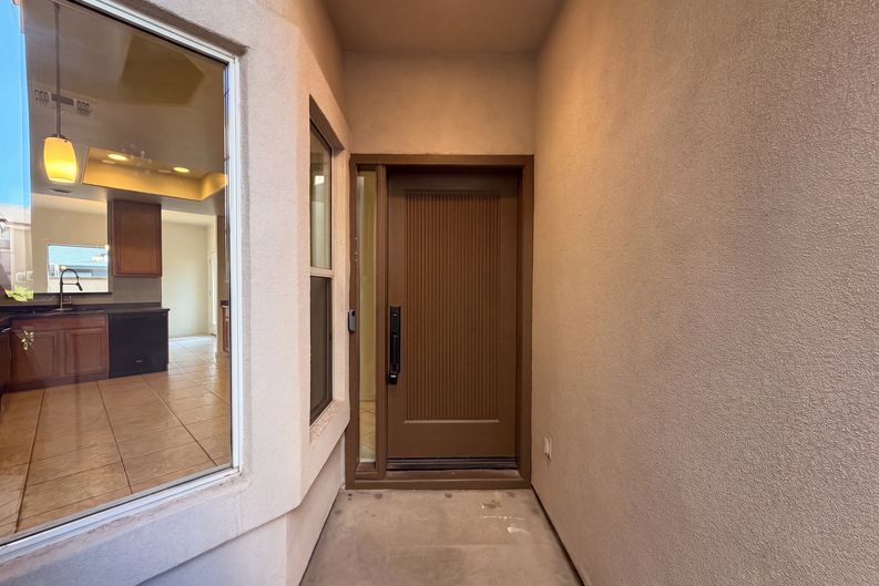 Photo 8 of 33 of 4202 N 21st St, Phoenix, AZ