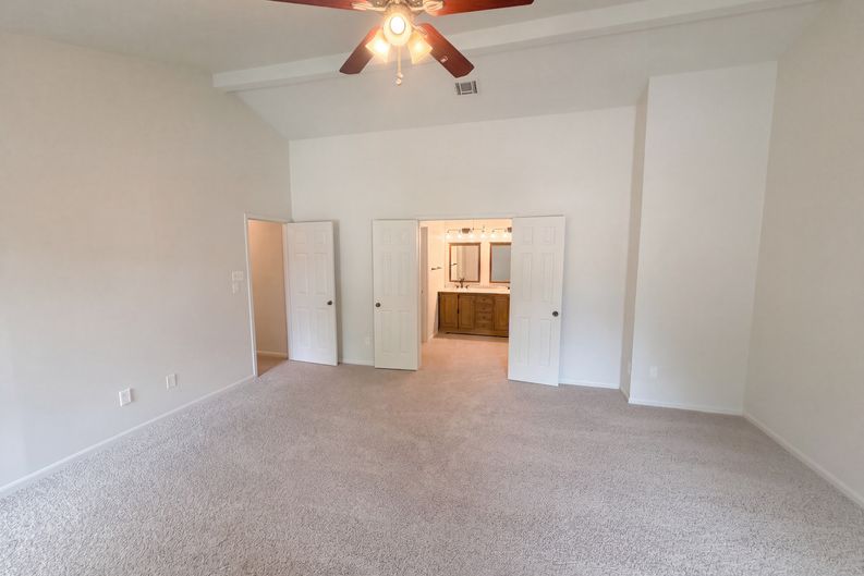 Photo 4 of 30 of 3706 Ember Spring Dr, Kingwood, TX