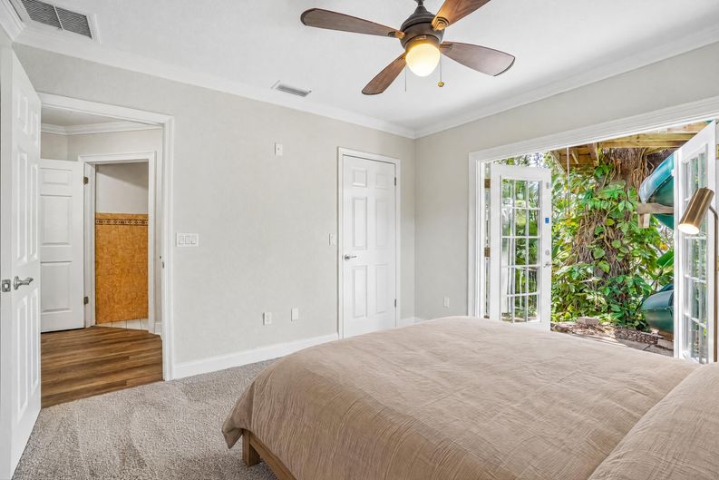 Photo 12 of 63 of 5609 Executive Dr, New Port Richey, FL