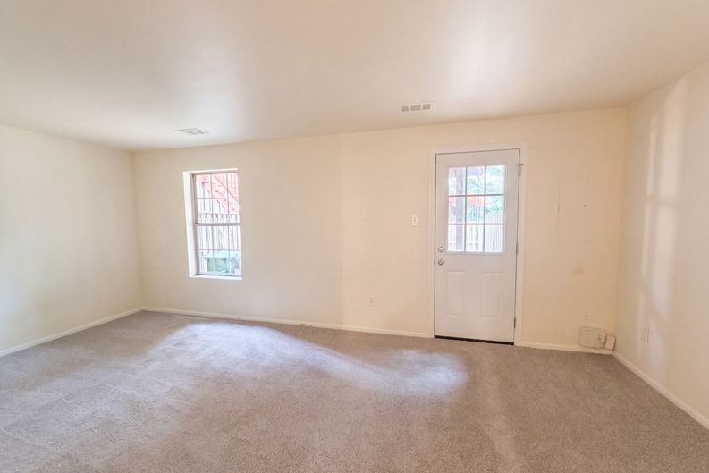 Photo 13 of 48 of 8641 Centerton Ln, Manassas, VA