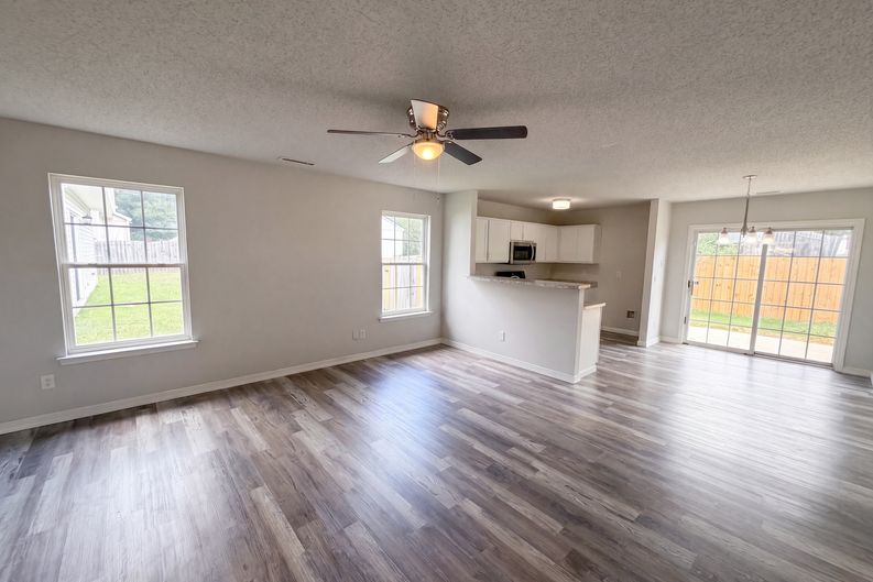 Photo 12 of 17 of 5809 Weddington Rd, Raleigh, NC