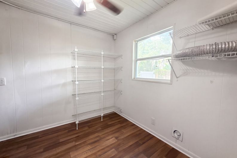 Photo 20 of 22 of 409 Berwick Ave, Temple Terrace, FL