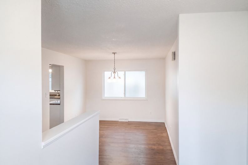 Photo 12 of 53 of 4015 Valli Vista Rd, Colorado Springs, CO