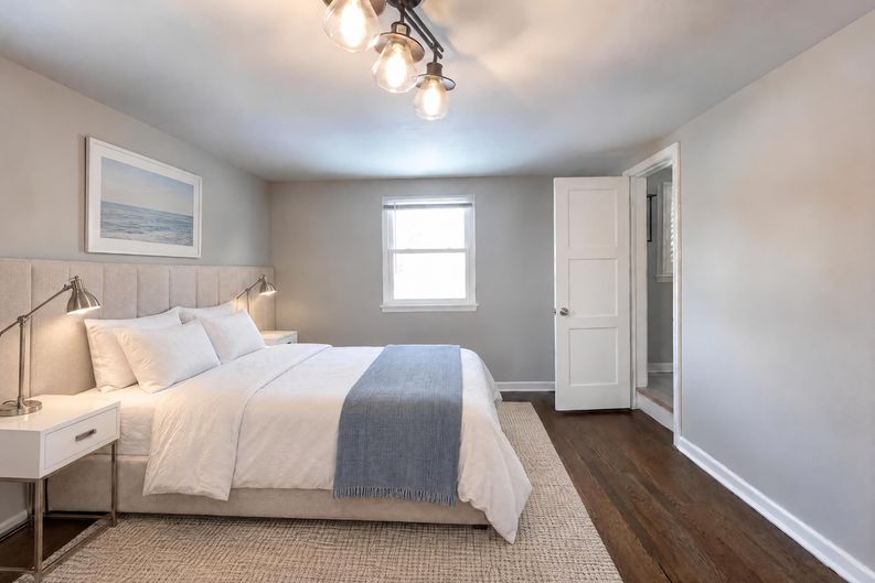 Photo 10 of 17 of 715 E 72nd Ter, Kansas City, MO