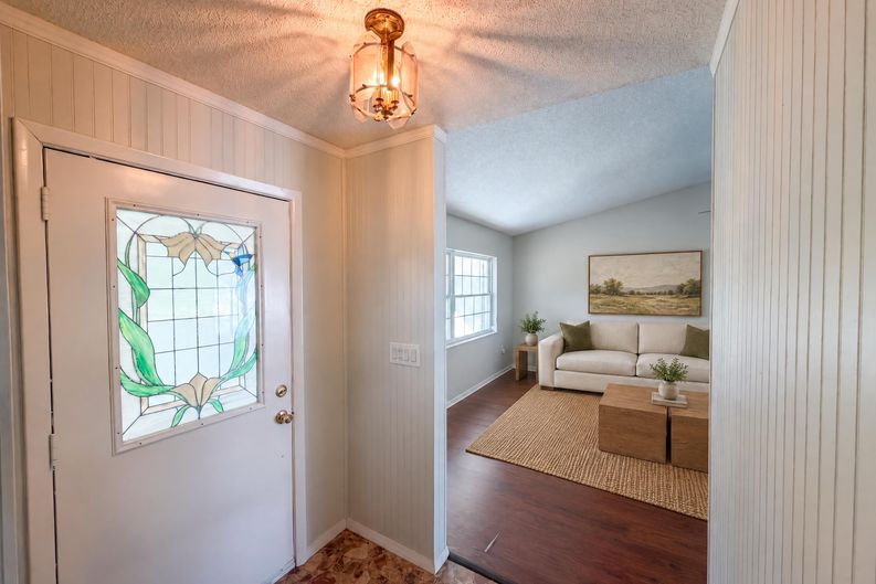 Photo 6 of 34 of 11187 Blythville Rd, Spring Hill, FL