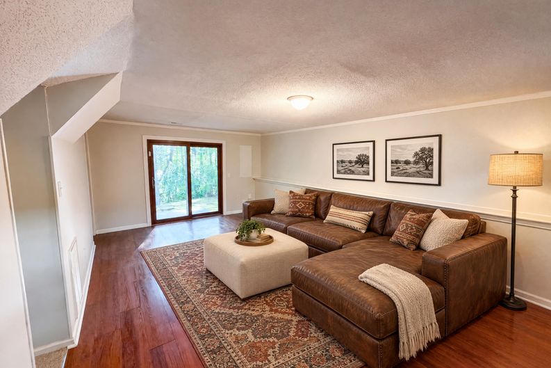 Photo 12 of 17 of 7816 Foxwood Dr, Raleigh, NC