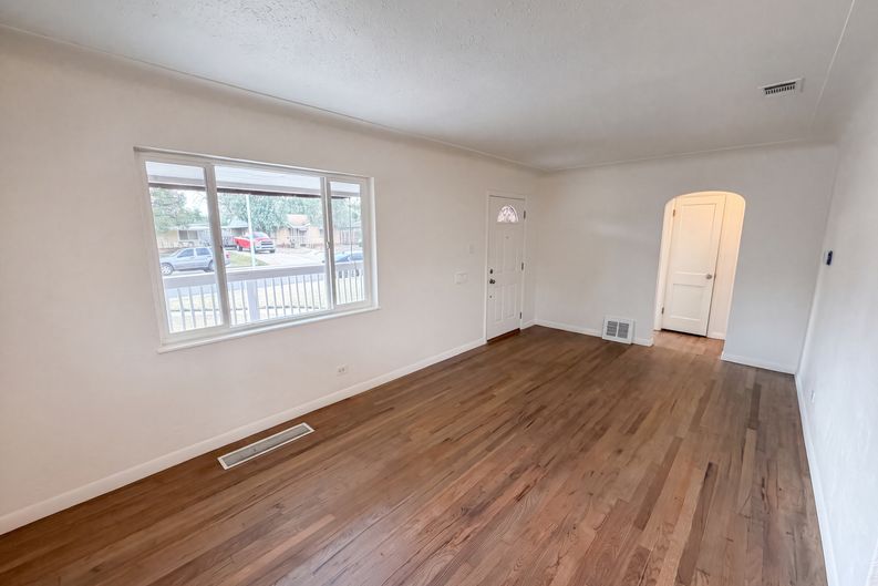 Photo 7 of 27 of 3570 Newport St, Denver, CO