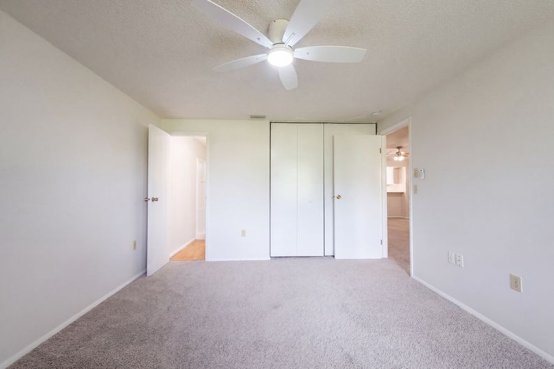 Photo 11 of 32 of 3803 60th St W, Bradenton, FL