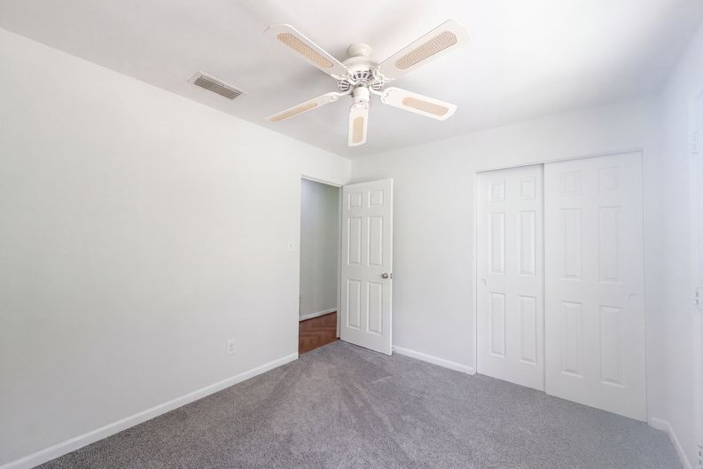 Photo 17 of 26 of 3010 Hatton St, Sarasota, FL
