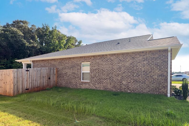 Photo 32 of 58 of 12898 Golden Hay Cir NW, Madison, AL