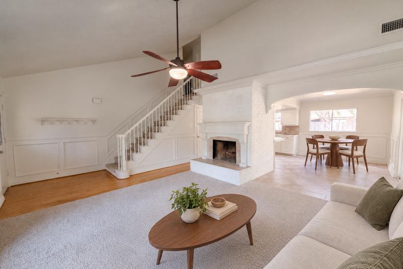 Photo 3 of 18 of 3147 Glade Springs Dr, Kingwood, TX