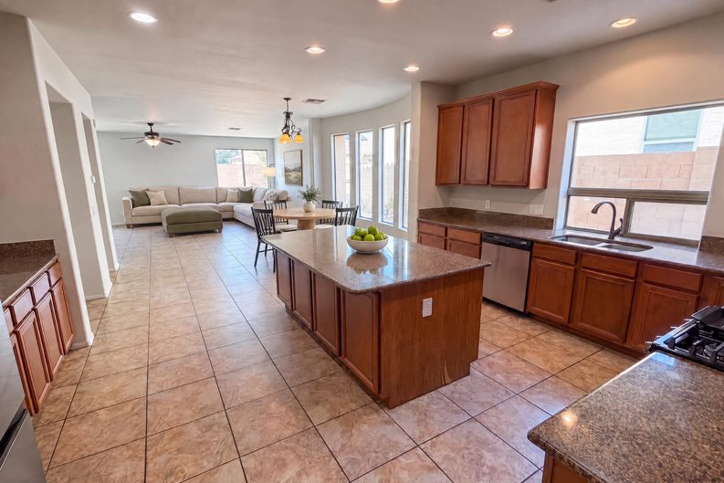 Photo 20 of 47 of 17641 W Valentine St, Surprise, AZ