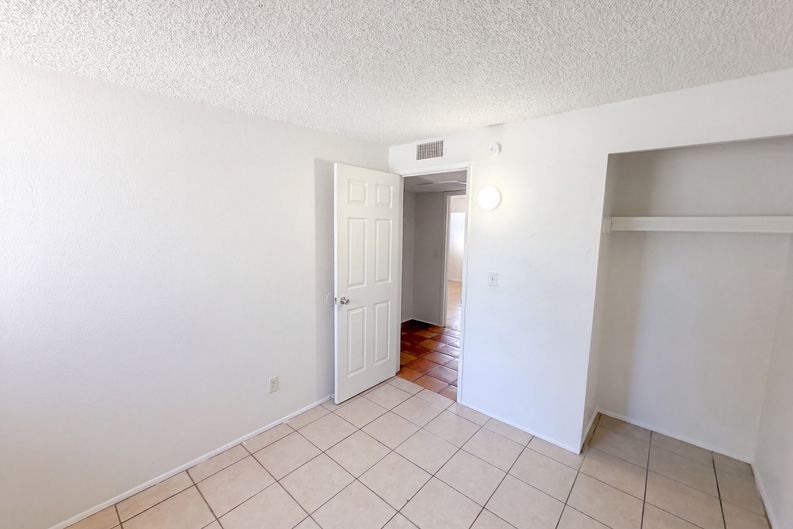 Photo 11 of 21 of 6956 E Lola Pl, Tucson, AZ