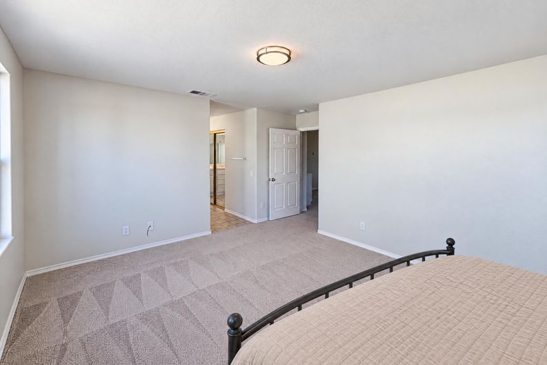 Photo 10 of 24 of 6814 Corybus St, Chino, CA
