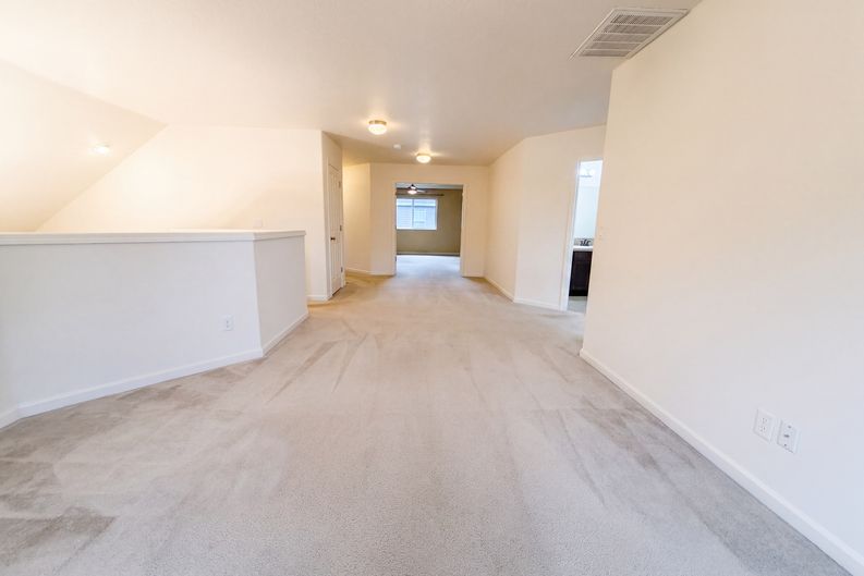 Photo 12 of 20 of 3468 SE Silver Fox Ave, Hillsboro, OR