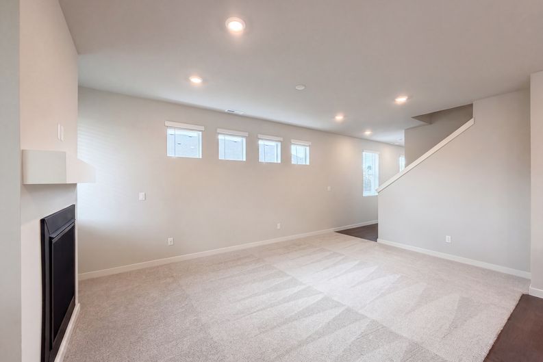 Photo 7 of 25 of 51093 SW Amsterdam Ln, Scappoose, OR