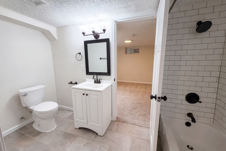 Photo 16 of 27 of 1695 Abell St, Maplewood, MN