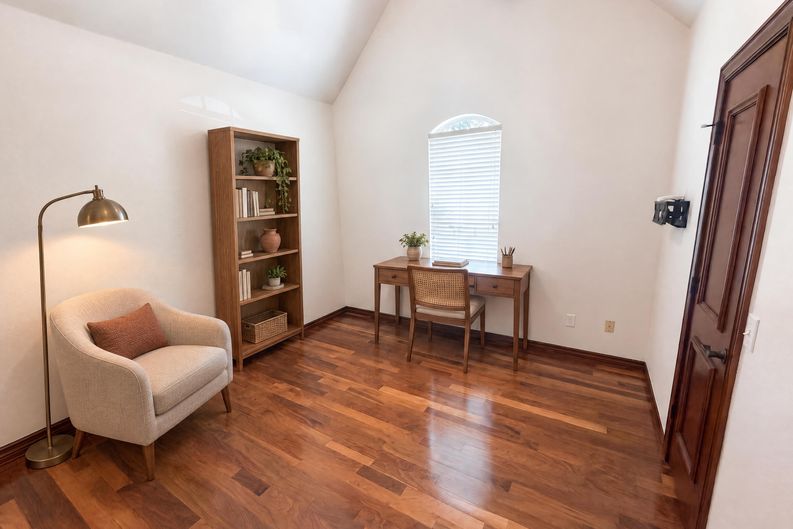 Photo 6 of 25 of 1017 W Camellia Way, Mustang, OK