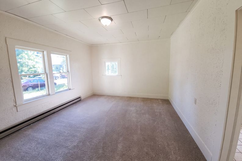 Photo 8 of 29 of 1011 Almaden St, Eugene, OR