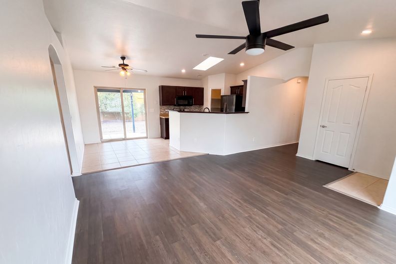 Photo 8 of 26 of 8177 E Jacque Dr, Prescott Valley, AZ